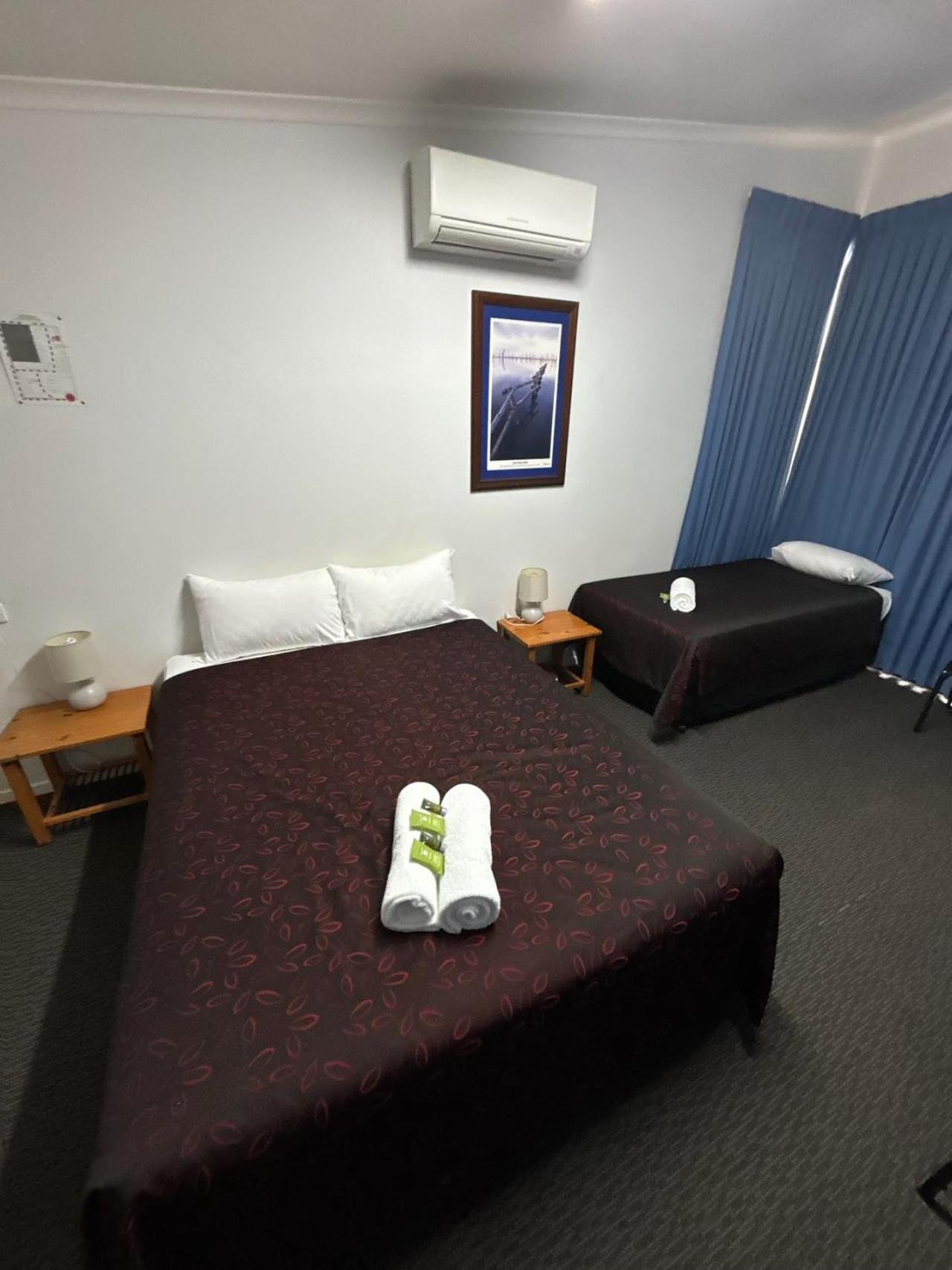 Injune Motel Luaran gambar