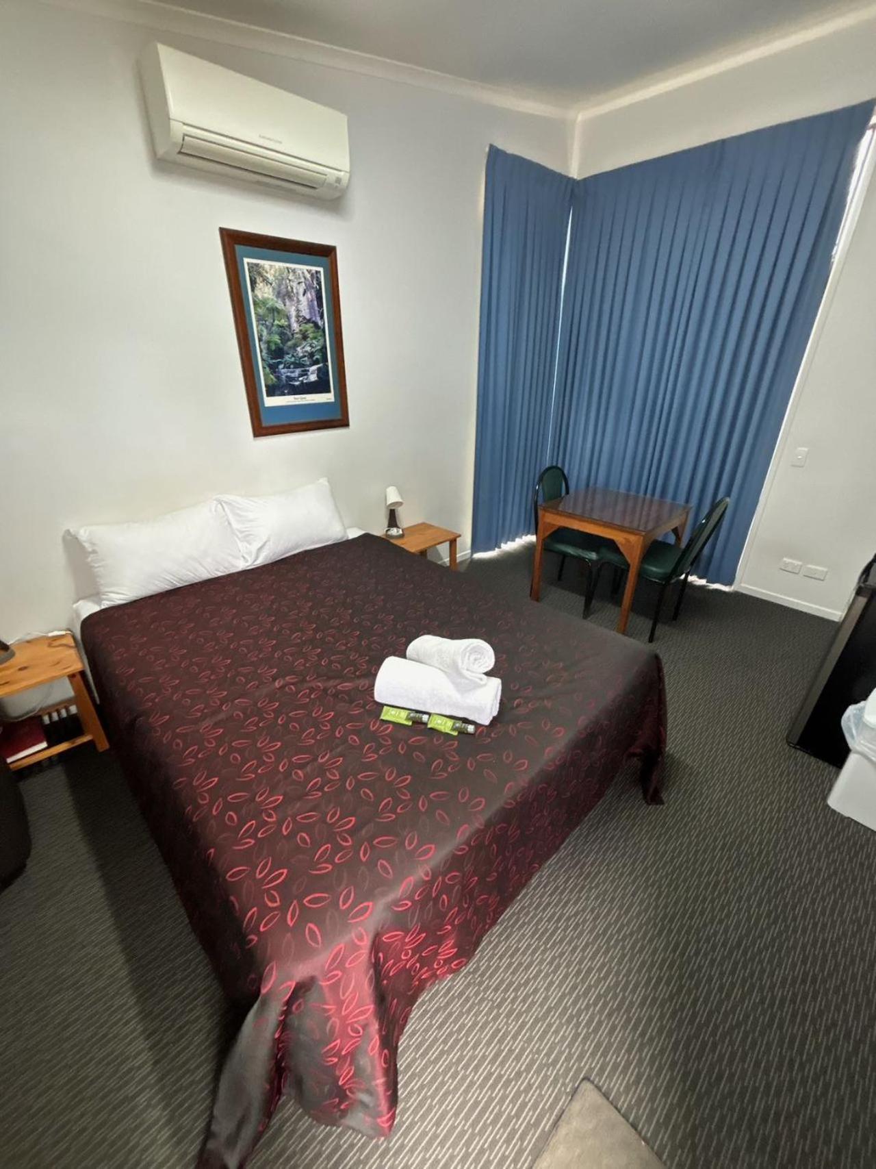 Injune Motel Luaran gambar