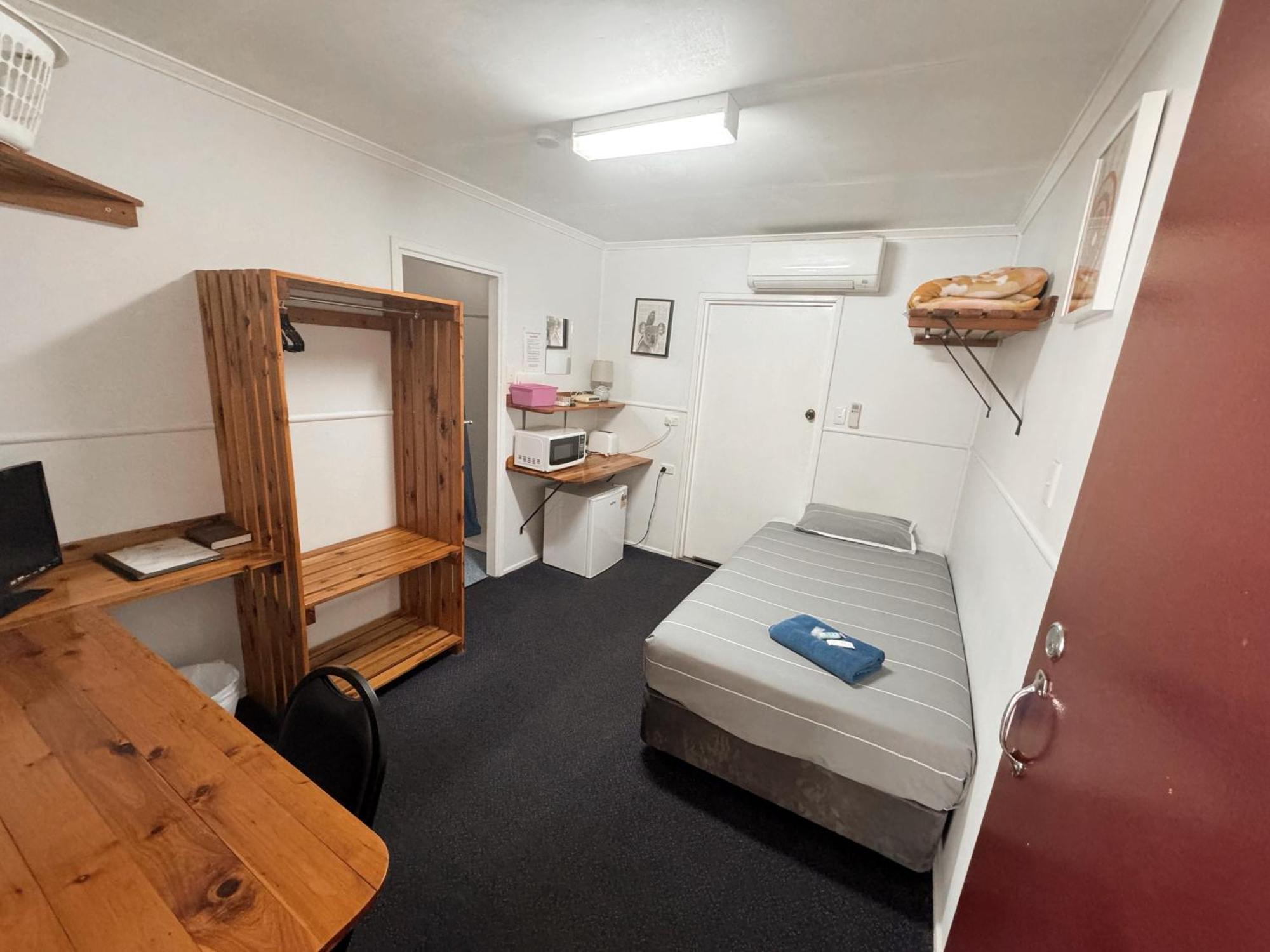 Injune Motel Luaran gambar