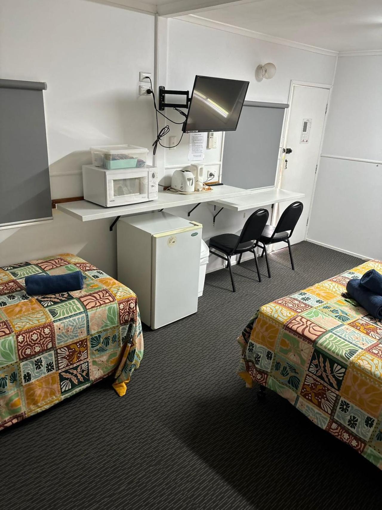 Injune Motel Luaran gambar